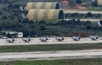 El soporte de combustible fuesuministrado por Base Militar de İncirlik.